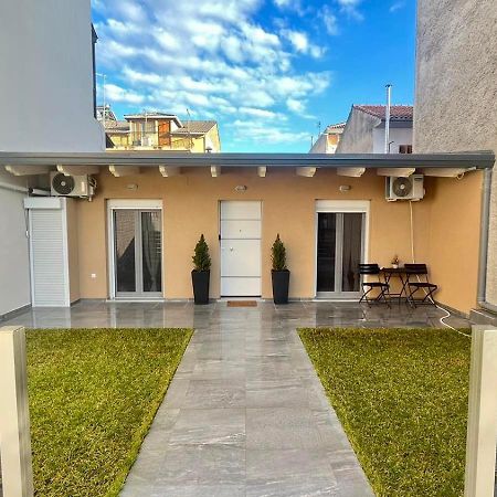 Ria'S Gardenview Apartment 约阿尼纳 外观 照片