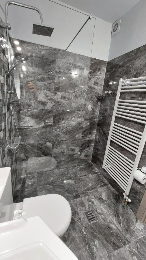 Ria'S Gardenview Apartment 约阿尼纳 外观 照片